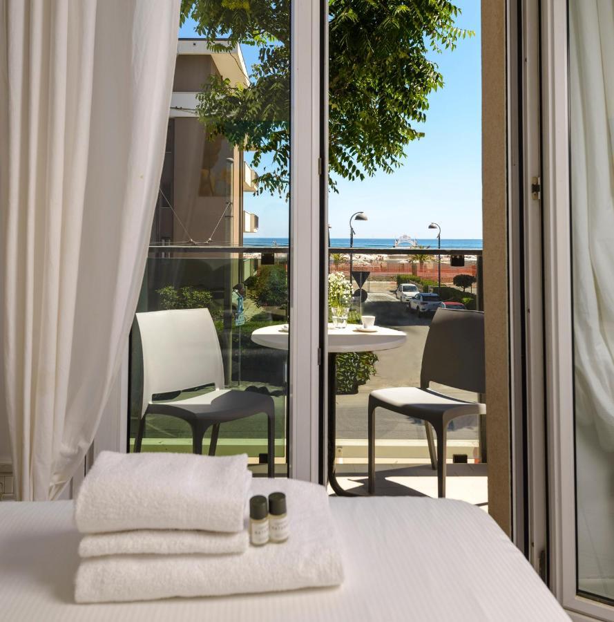 Residence Royal Rimini Exterior foto