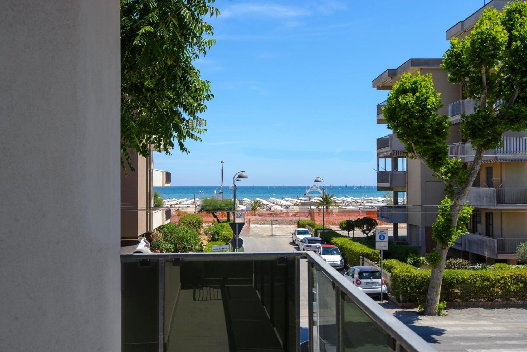 Residence Royal Rimini Exterior foto