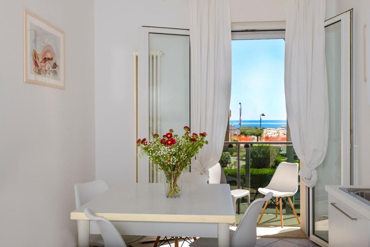 Residence Royal Rimini Exterior foto